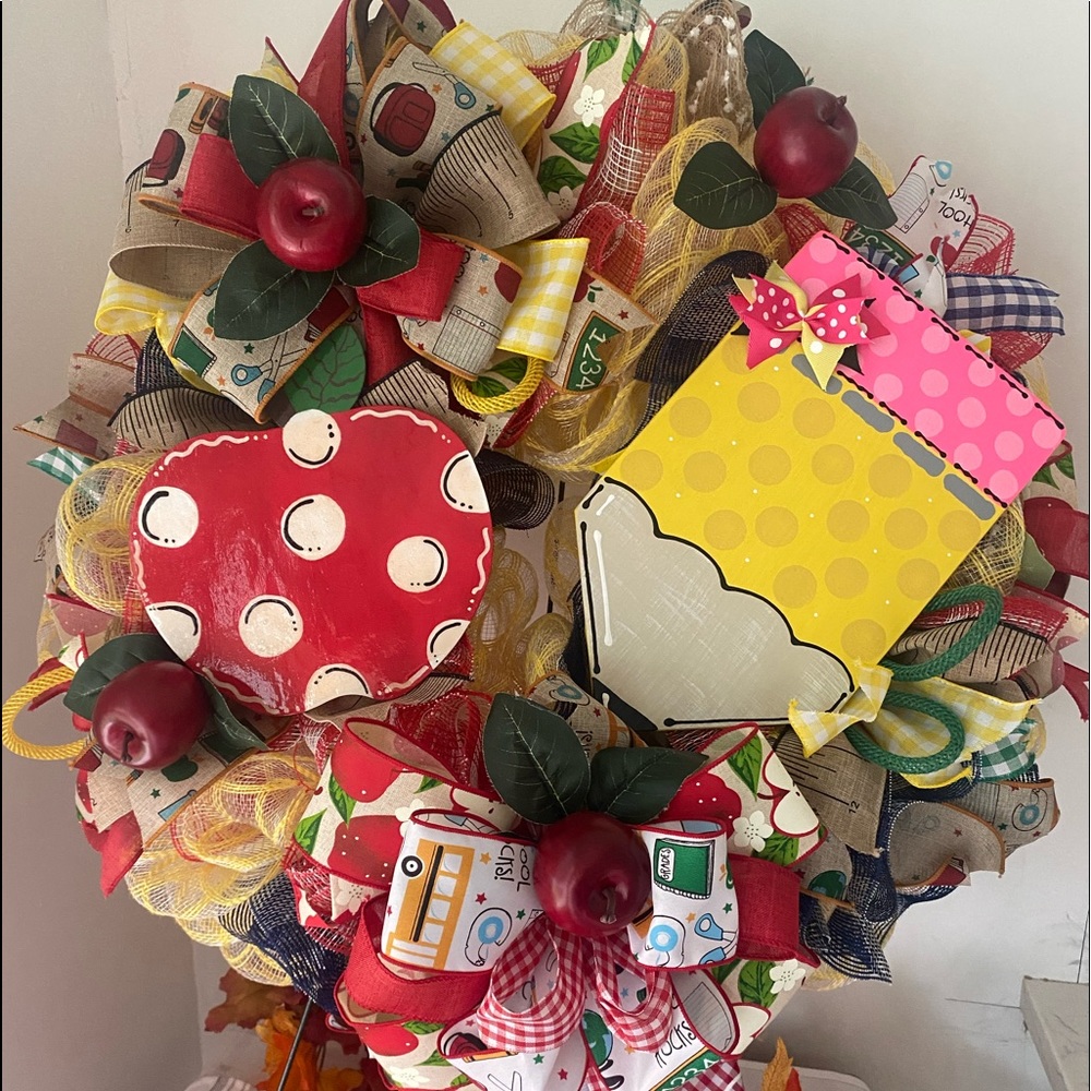 School Wreath,Fall Wreath,Fall Decor,Personalizable Wreath,Back to school,